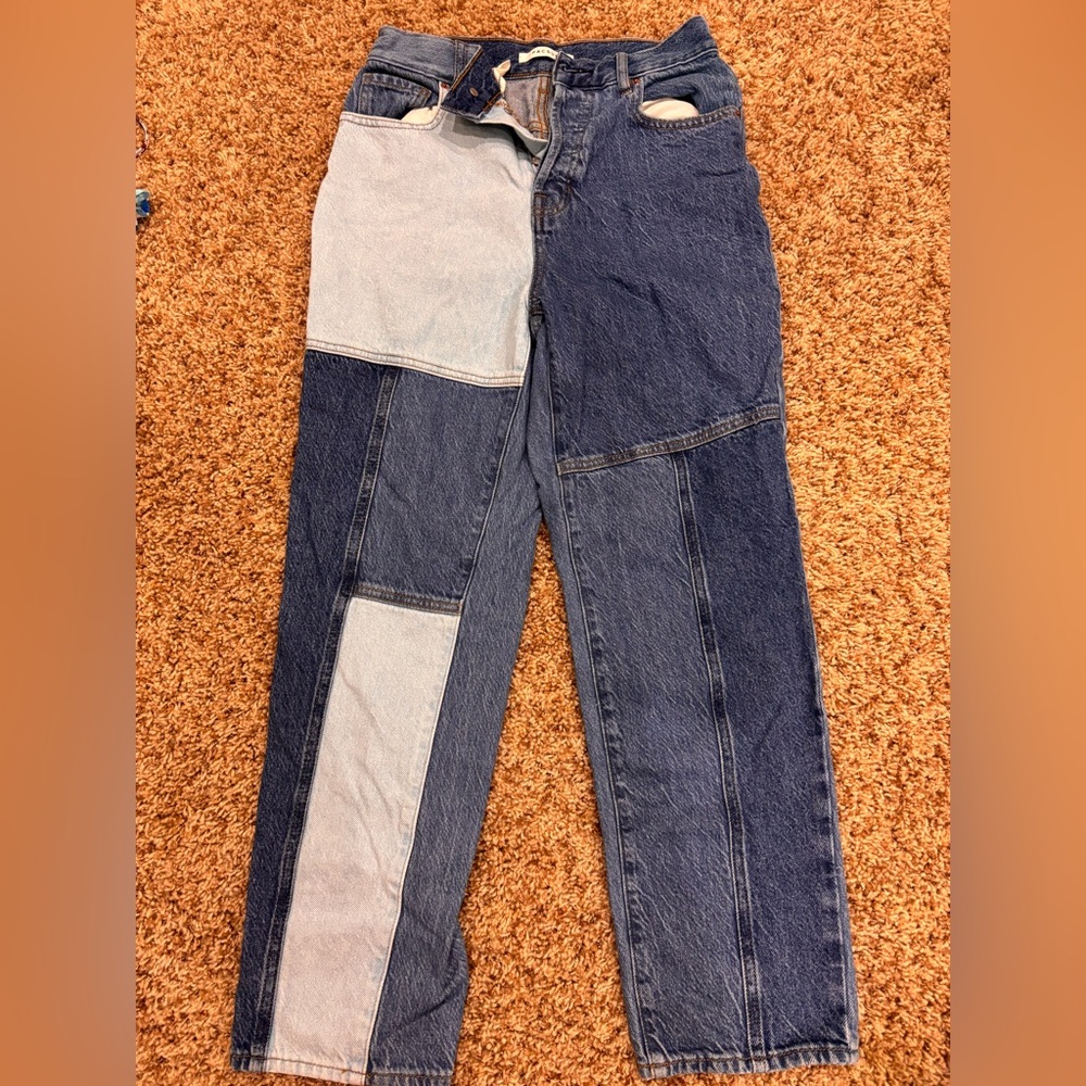 LOT OF PACSUN JEANS. color block (size 26) and light wash straight ( size 28)